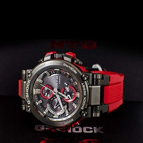 Sports Solar Powered Sapphire Crystal Mens Red/Black Analog